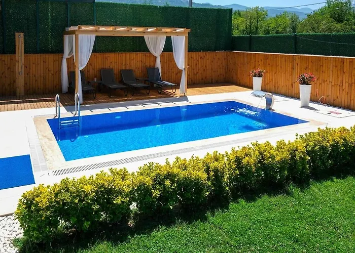 Wonka Sicak Havuz Villa