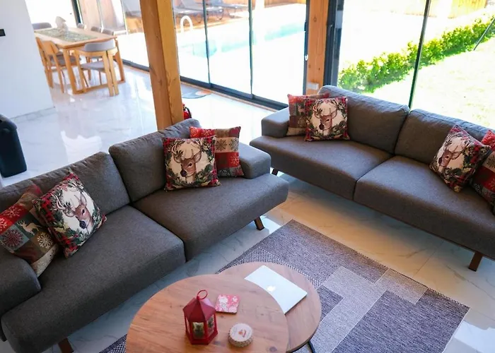 Wonka Sicak Havuz Villa